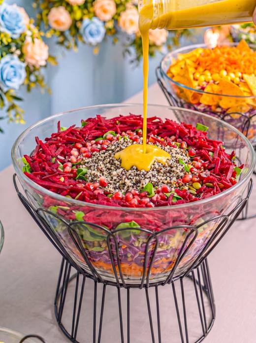 سلطة الشمندر بالكينوا